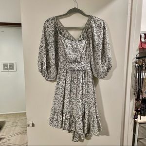 MOVING SALE! Floral Puff Sleeve Open Back Boutique Dress